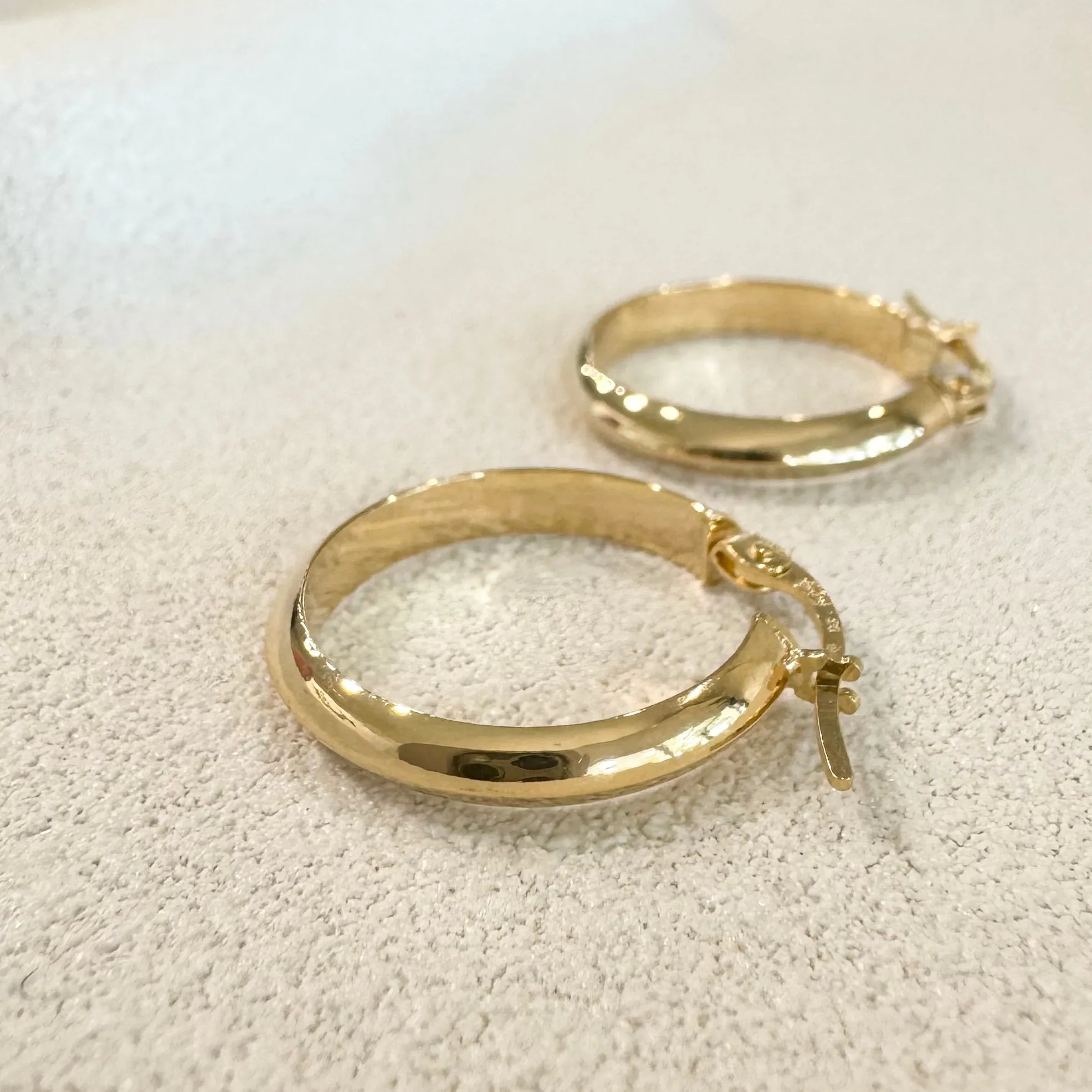 9ct Yellow Gold Knife-Edge Hoop Earrings