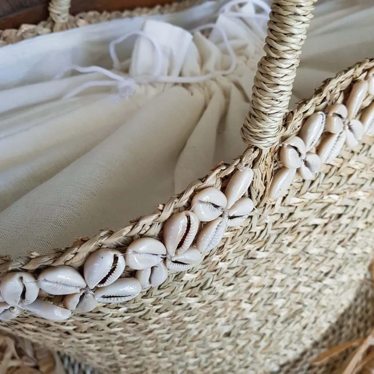 Large Natural Straw Grass Beach Bag With Shells