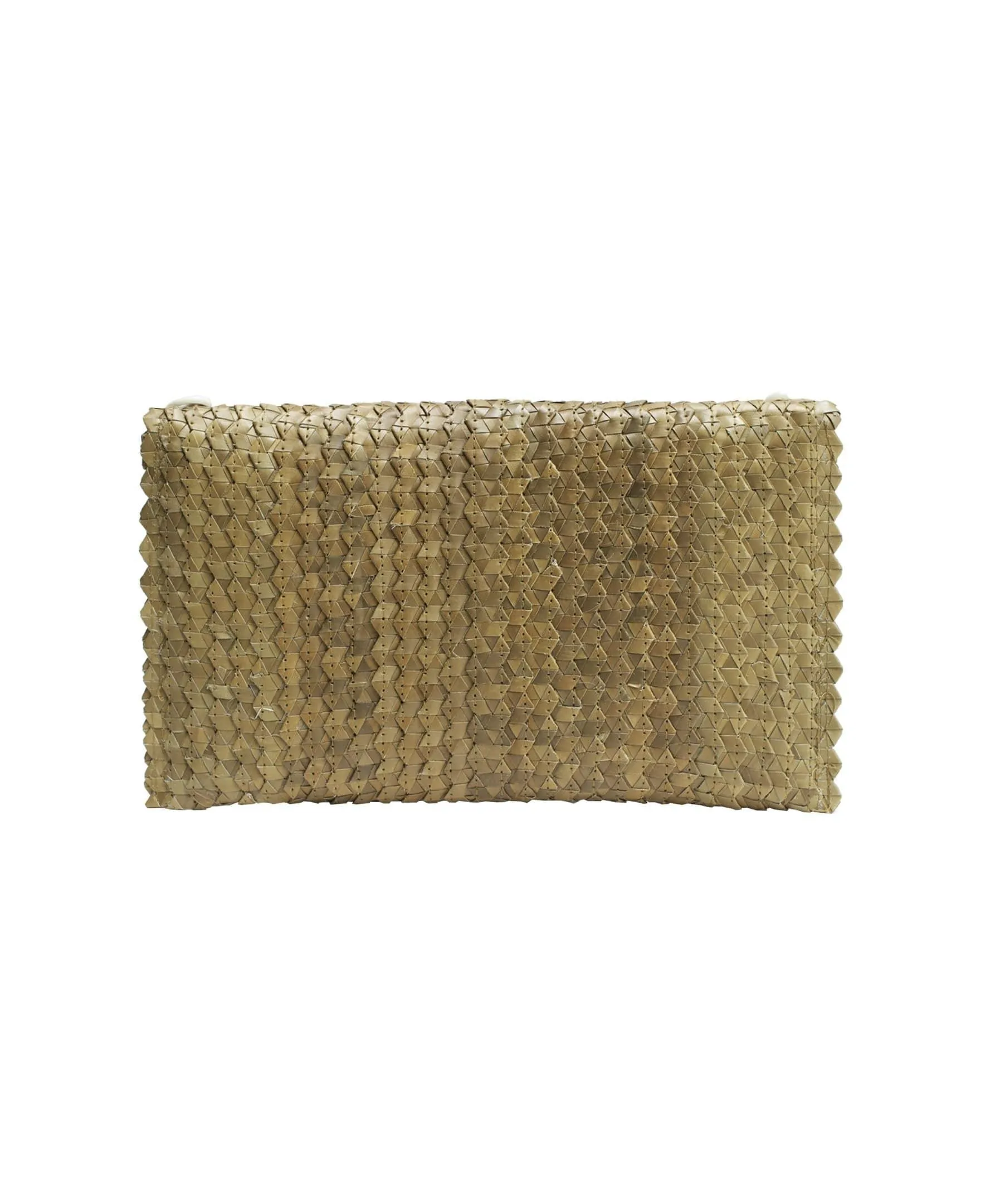 Pandegelang Raffia Seashell Clutch