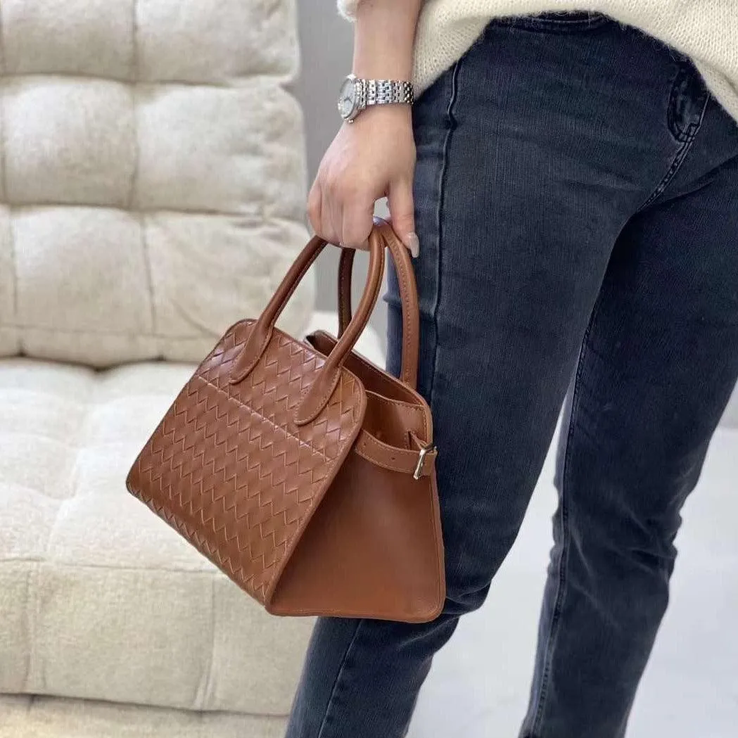 Sheepskin Leather Woven Bag, Women Lambskin Leather Handbag, Luxury Designer Bag, Italian Leather Classic Crossbody Bag, Minimalist Leather Purse