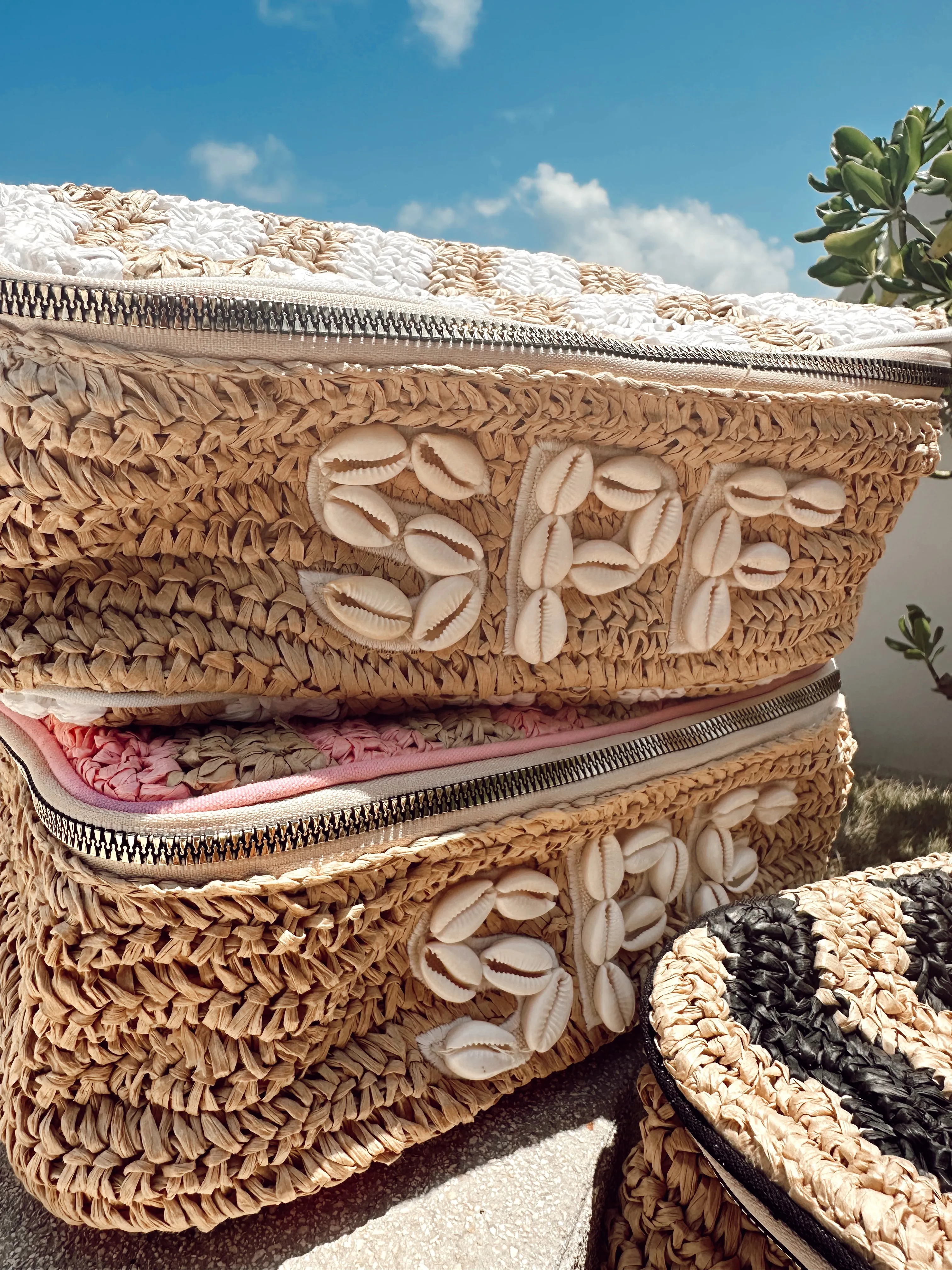 SPF Open Top Makeup Bag with Puka Shells