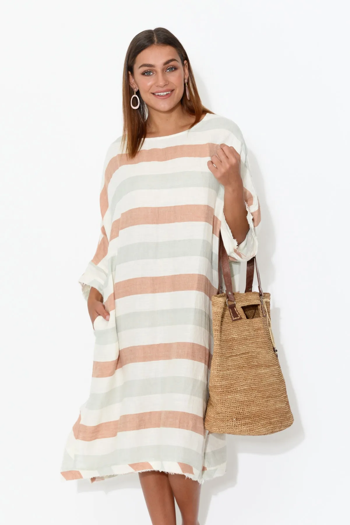 Uma Raffia Shoulder Bag