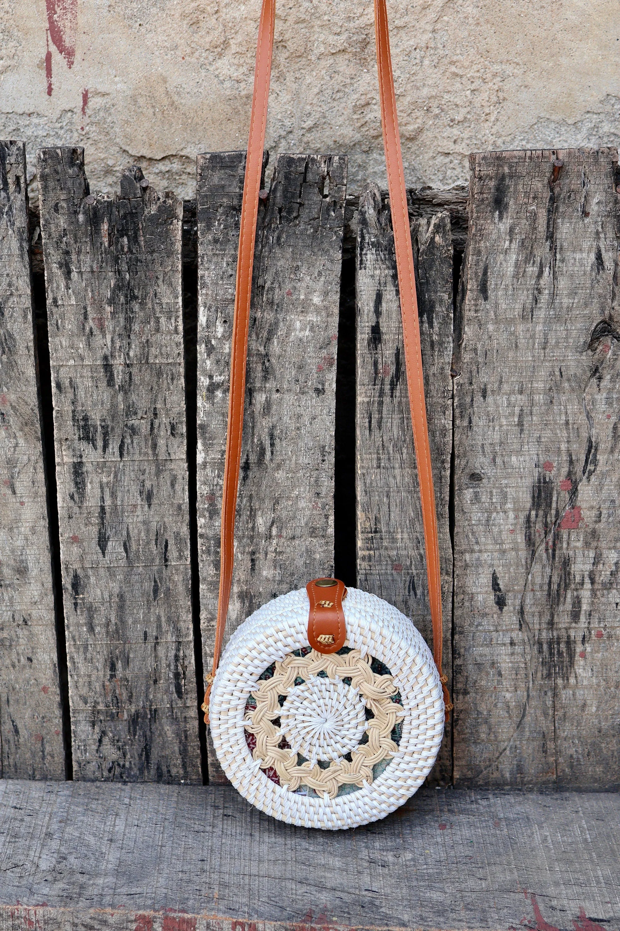 White Round Rattan Bag with Braid Pattern, Bali Bags, Handwoven Crossbody Purse, Braided Straw Bag, Bali Sling Bags Rattan Bags Gift for her